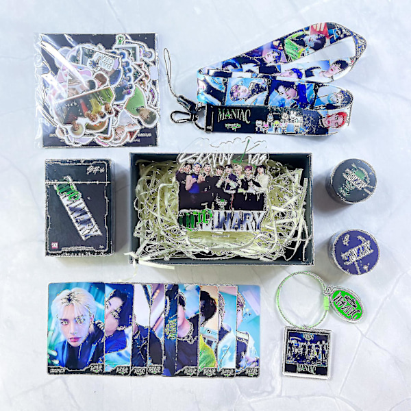 Stray Kids New Maxident Box Set Kpop-tuotteet, kuvat, kaulakoru ja avaimenperä Skz-faneille (FMY) C