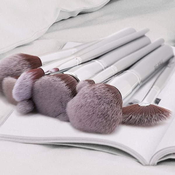 BS04 - BS-MALL 14 stk. eksklusive make-up / makeup børster af bedste kvalitet 150