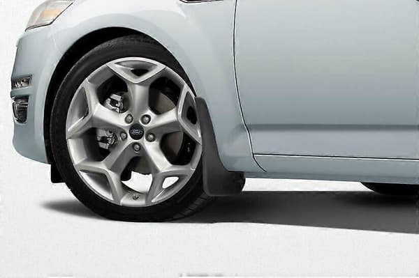 Skvettlapper foran og bak kompatible med 2008-2014 Compatible with d Mondeo MK4 IV