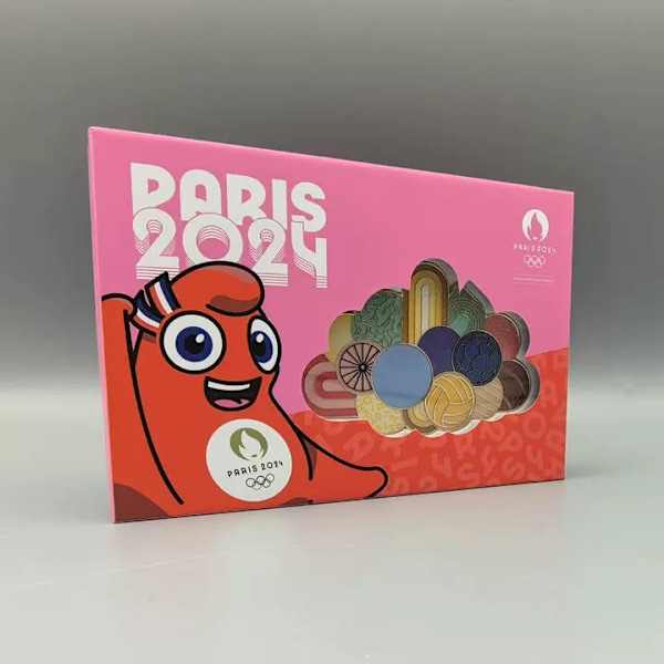 Paris Olympics Souvenirer: Paris Olympics Maskot Kylskåpsmagnet Set - Flag Waver Design, Boxad Set