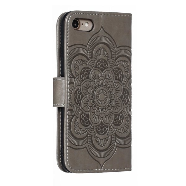 IC iPhone 7/8/SE (2020/2022) - Mandala Lompakkokotelo - Harmaa