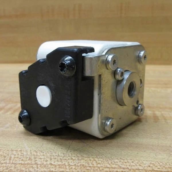 AC1250V 100A 100KA nopea sulake 170M3473 White   black