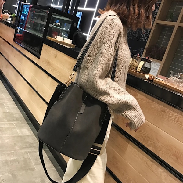Luksuriøs designer veske for kvinner, PU skinn skulderveske med stor kapasitet, nyhet 2021 Negro 25 x 10 x 21