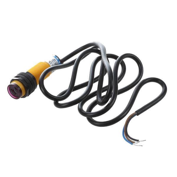 2X DC 3-leder 6-36V PNP IR fotoelektrisk sensorbryter 30cm E18-B03P1 Black