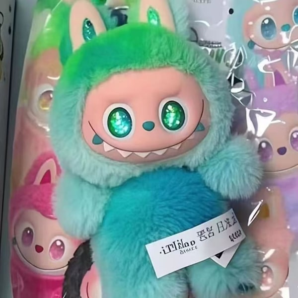 1 st labubu 3.0 Labubu 3:e generationens vinylansikte hänge samlarutgåva hjärtslående macaron docka-grön green