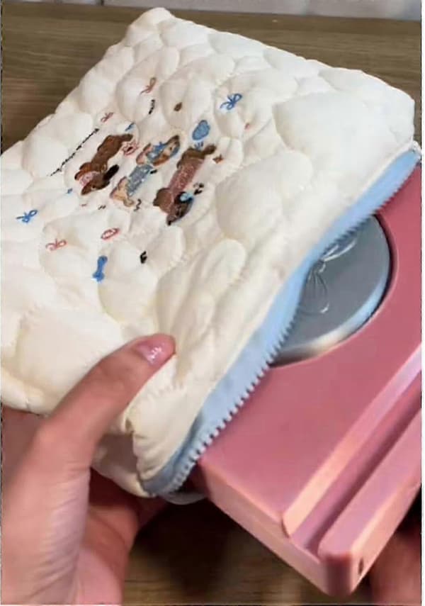 Skinnende Multifunktionel Garnspoleboks - Ideel til Organisering af Garn af 25-26 Spoler White Blue