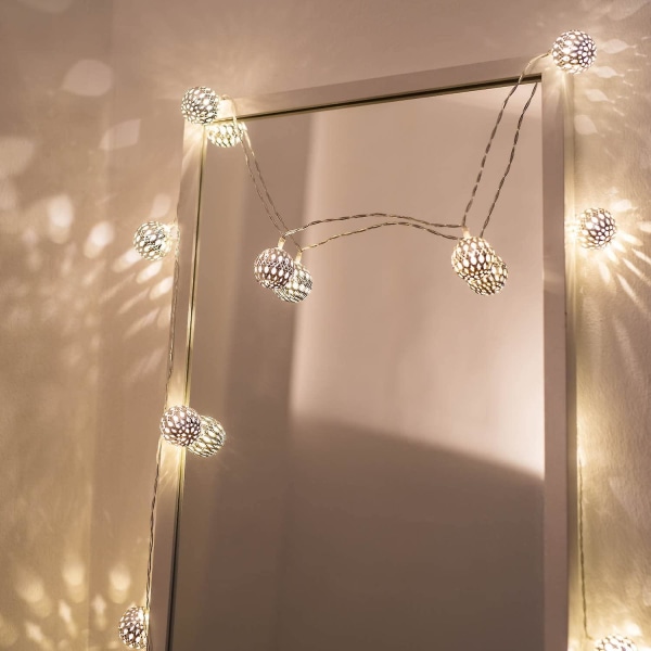 Marockanska Led String Lights - 5m total längd 20 varma vita lysdioder | Ljus krans | Silverkulor i Marockansk orientalisk stil - Soldriven8 lägen