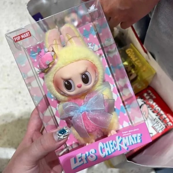 V3 Labubu The Monsters Lets Checkmate Series Vinyl Doll Character Queen Nøkkelring Anheng Valentinsdagsgave 1