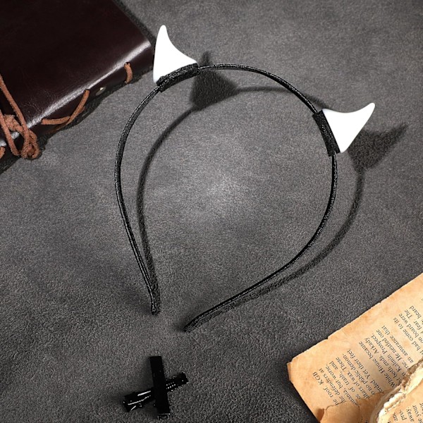 Keilin Nahkaiset Hatun Nauhat Naisille ja Miehille Säädettävät Kampasimpukkareunaiset Lännen Hatun Nauhat Cowboy-hatuille Fedora-hatuille Olkihatuille White