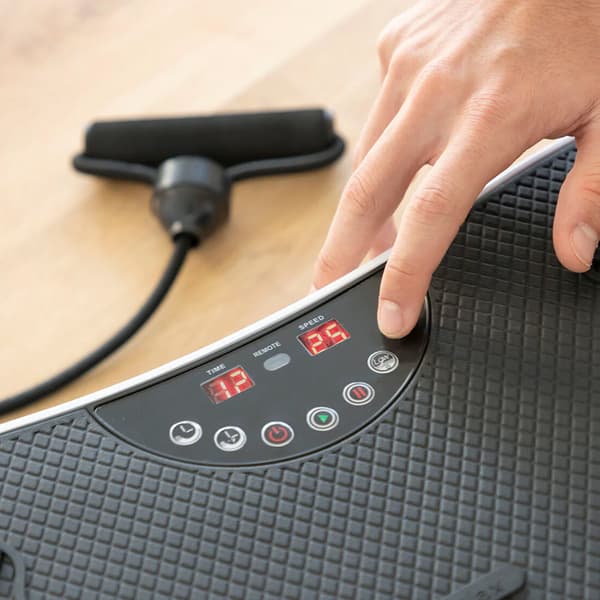 Vibrationsplade til træning og muskelstimulering med tilbehør