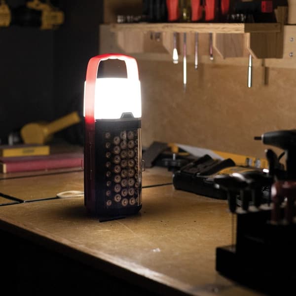Battery Daddy Lygte / batteriopbevaring / batteriholder med tes