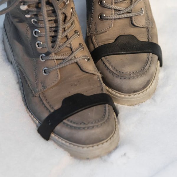 Atom Skridsikkert Snow Grip L-XL med tre stålknopper