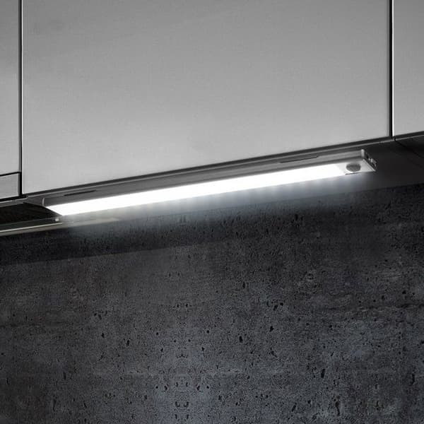 LED-list med rörelsesensor, 48 lysdioder och dimmer – USB-C upp