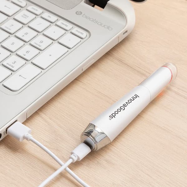 Eye massager med fototerapi, termoterapi och vibrationer / ögon
