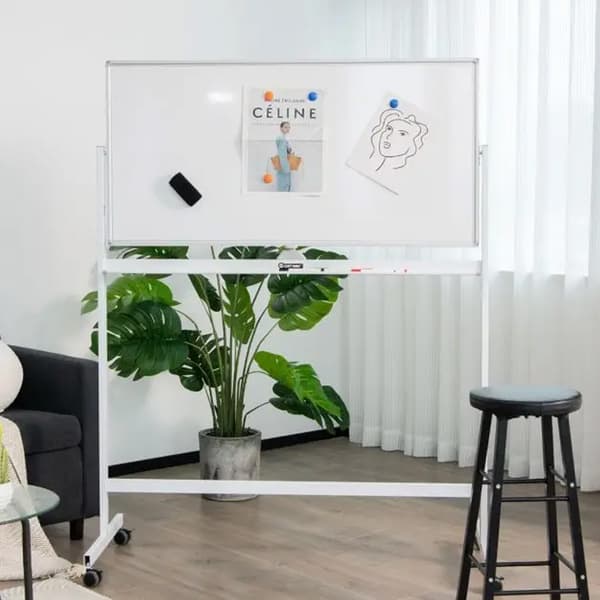 Dobbeltsidet whiteboard på hjul – magnetisk whiteboardtavle til