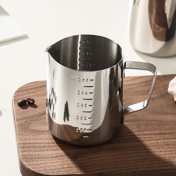 Mælkeskummer i rustfrit stål, 550 ml / Latte Art-kande / Mælkek