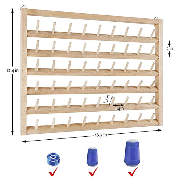 Væghylde i træ til sytråd med plads til flere spoler