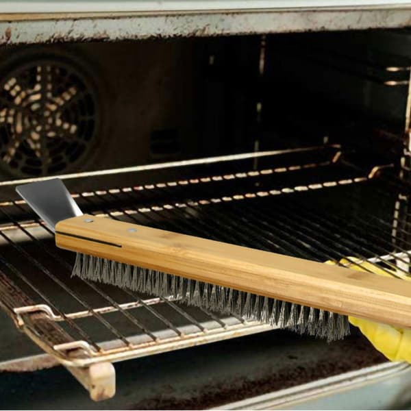 Teräsharja pizzauunille puukahvalla