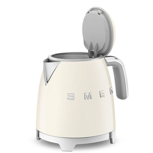 Smeg KLF05CREU Vedenkeitin 0,8 litraa - Creme