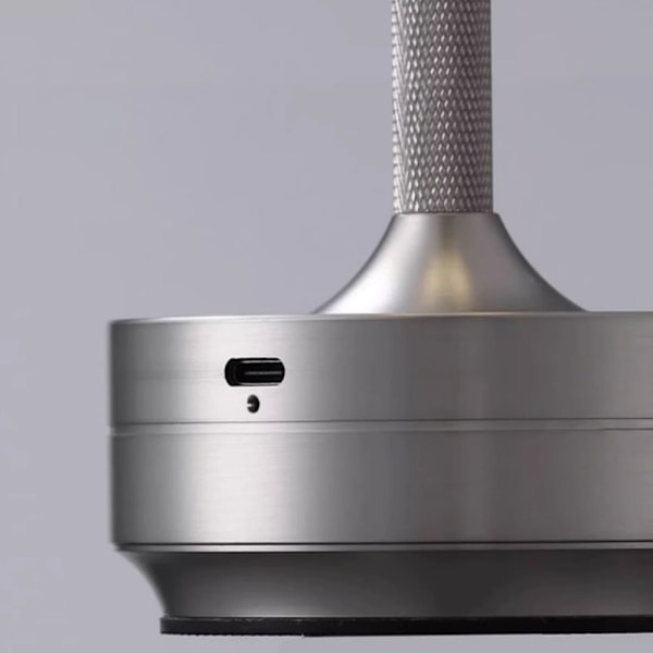 Bordlampe/natlampe med touch-kontrol og USB-opladning - Sølv