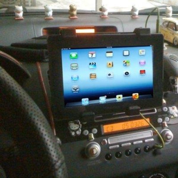 Bilholder til ventilation for iPad / Galaxy Tab