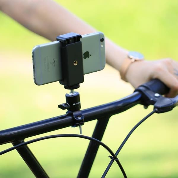 Universel mobilholder til stativ og selfiestang