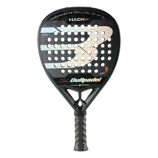 Bullpadel Hack 03 2024 – Diamantformat padelrack för avancerade