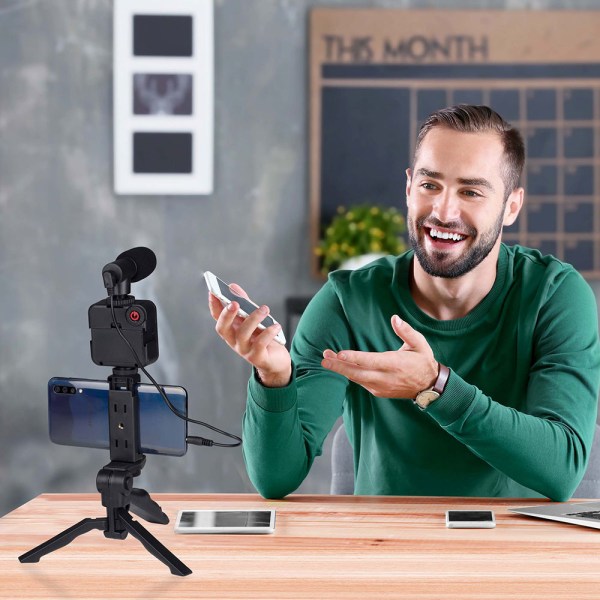 Grundigt Vlog-sæt med mikrofon, LED og stativ