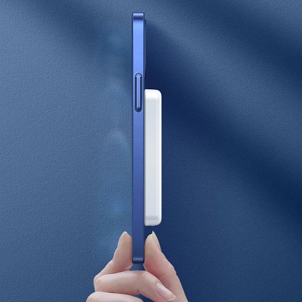 Powerbank 5000mAh MagSafe- ja langattomalla latauksella - Valko