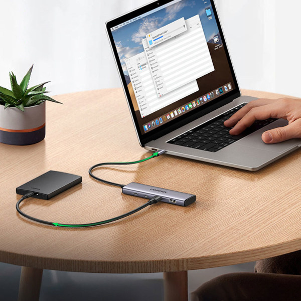 Ugreen USB-Hubb USB-C till 2xUSB & 2xUSB-C 20cm