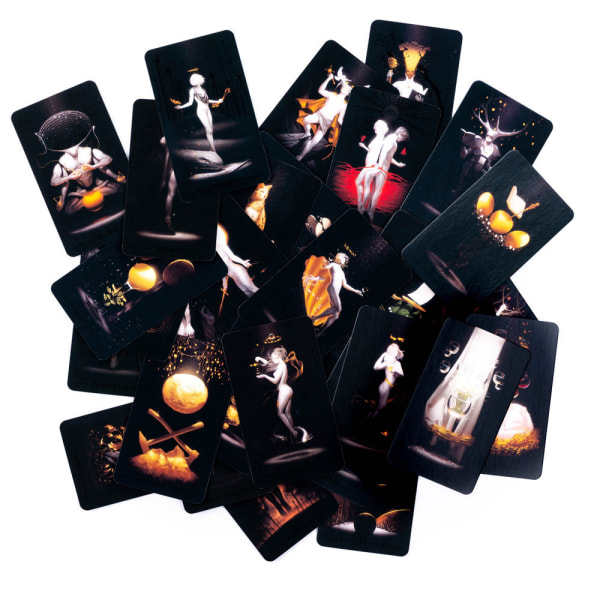 True Black Tarot Cards - Et tidløst spil Tarotkort