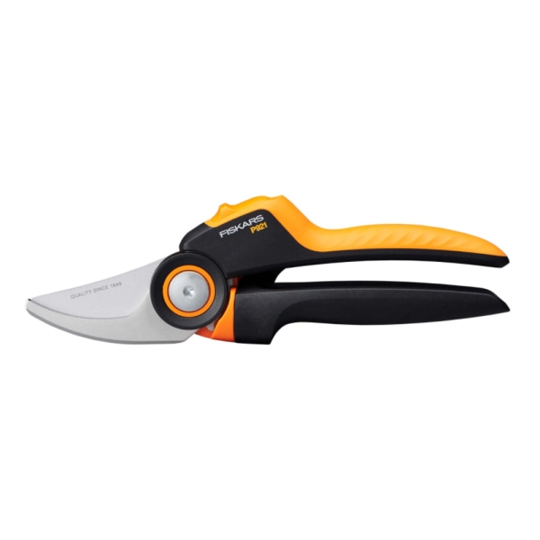 Fiskars P921 X-series Powergear Sekatör