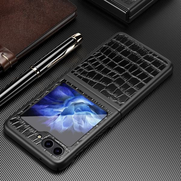 Galaxy Z Flip 6 / 7 FE Skal Krokodil Textur Läder Blå
