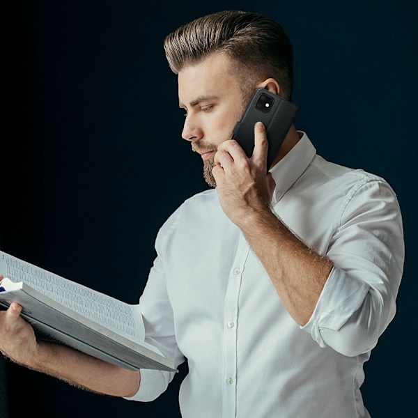 Tech-Protect iPhone 7/8/SE Fodral Läder Svart