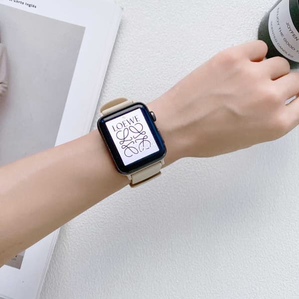 Apple Watch 42/44/45/46/49 mm Armband Silikon Grå