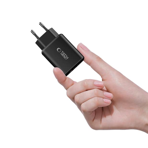Tech-Protect 65W Väggladdare PD QC3.0 USB-C / USB-A Svart