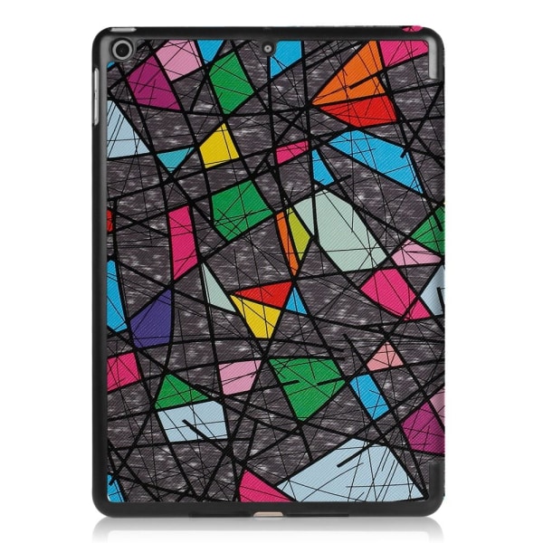 iPad 9.7" (2017) / (2018) - Tri-Fold Fodral - Färgad Geometri