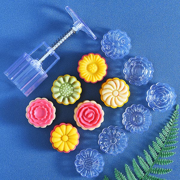 Cake Mold, 6 Styles 3D Hand Press Flower Shaped Transparent Fondant Mooncake Mold Cake Decorating Tool