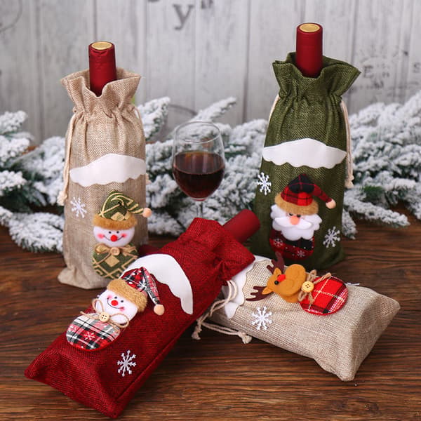 4 stk julepynt i burlap, lin, julenissefigur, rød