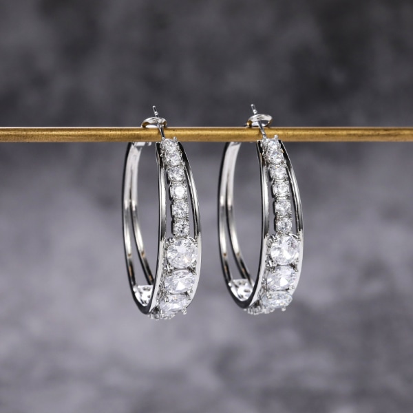 Dambågeörhängen Rhinestone Rund stil gnistrande bröllopsbågeörhängen Allergivänliga (silver) silver