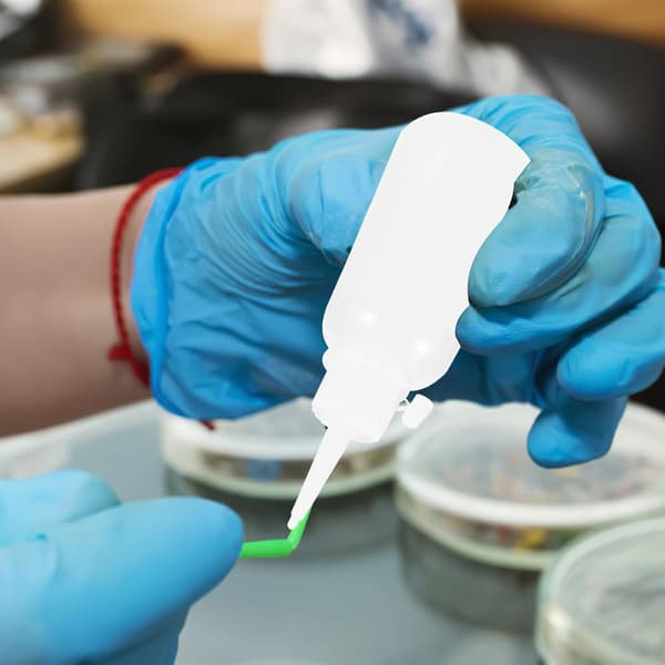 100 ml plastlimflaska med nålspets, 10 st -