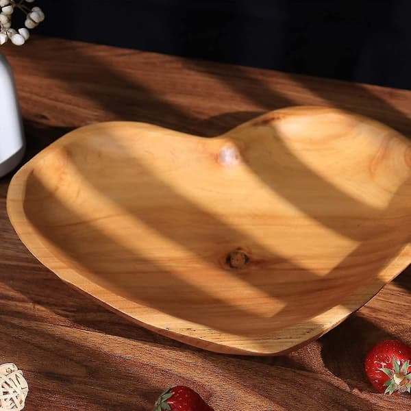 Rotfat, hjerteformet serveringsfat i tre, for frukt, brød, salat