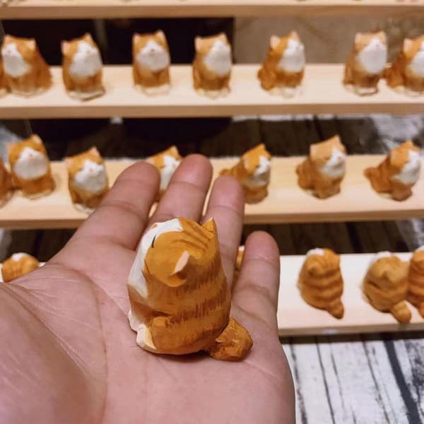 Trefigur av katt - Håndlaget Mini Oransje Kattunge Dekor - Wo