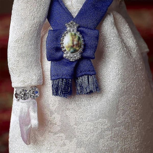 Docka Drottning Elizabeth II Leksaksgåvor Dekor