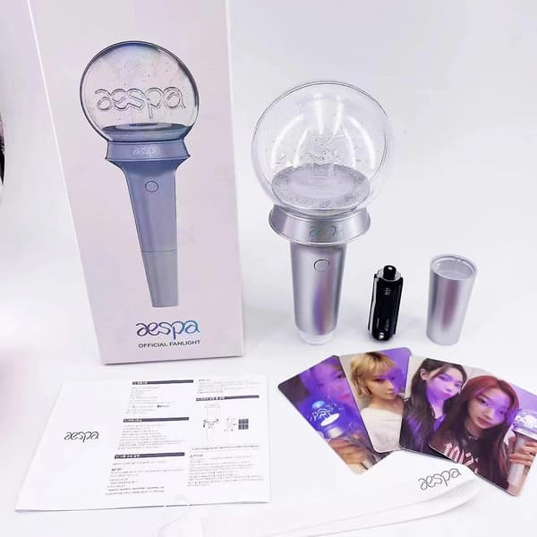 Aespa Offisiell Fan Light Set med Offisiell Bonusgave