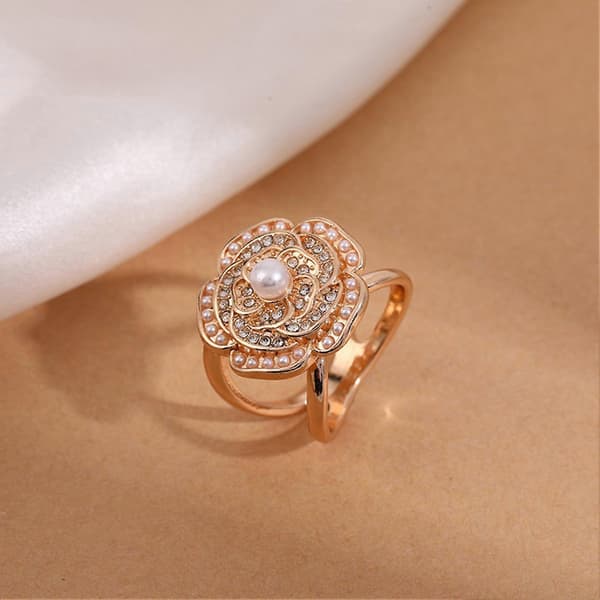 Sjalsspenne – Blomsterform og Rhinestones – for Kvinner Silver