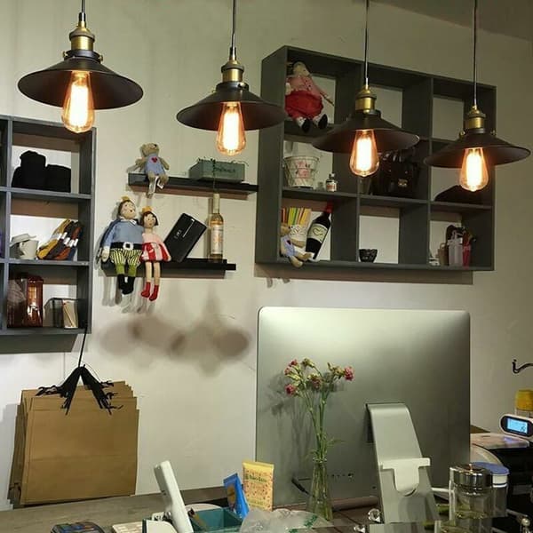 Rustic hanging lamp, simple retro industrial style wrought iron ceiling lamp E27 metal cage hanging lamp for kitchen, barn, dining room