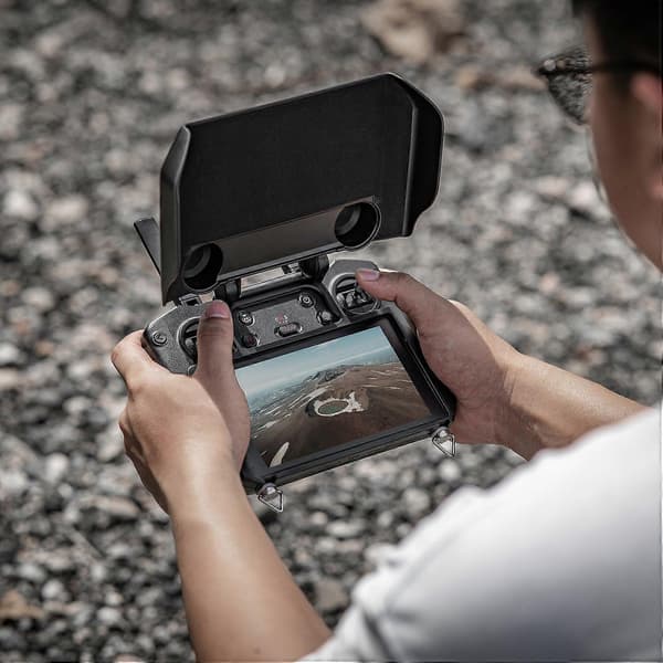 STARTRC 1123784 2-i-1 Solskærm til DJI RC Pro Controller ABS+PC Beskyttelsesdæksel (FMY)