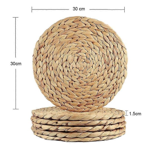 Braided Water Hyacinth Placemat, Natural Design for Enhanced Table Settings