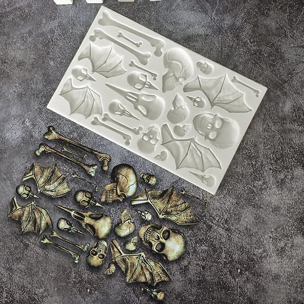 Halloween Silicone Mold Quick Release Non-stick Food Grade Cupcake Cake Decorating Bat Skull Bone Shape Chocolate Mold For Bakery